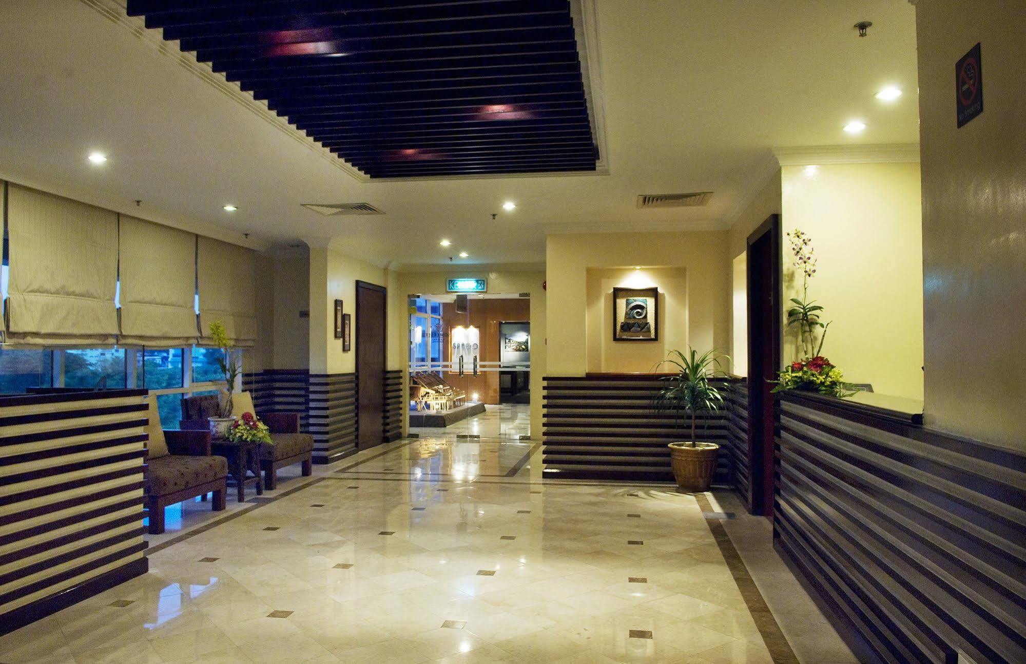 Stayinn Gateway Hotel Apartment Kuching Zewnętrze zdjęcie